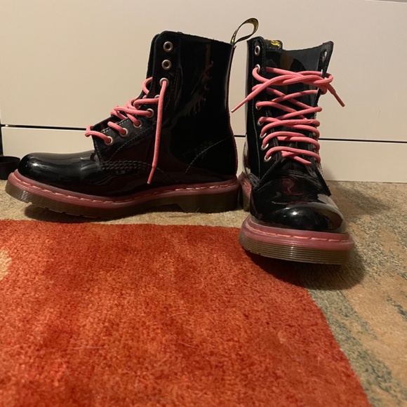 Dr Martens Black and Hot Pink Patent Leather - Picture 4 of 5